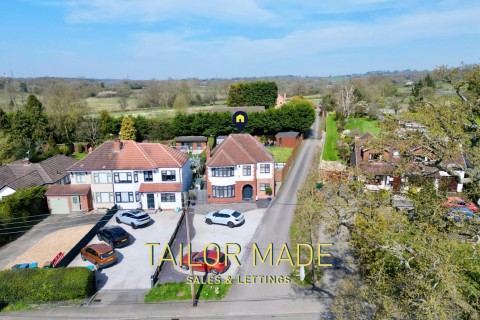 View Full Details for Hawkes Mill Lane, Allesley, Coventry - Detached Garden Room