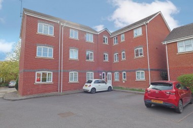 Pipers Lane, Kenilworth - No Onward Chain