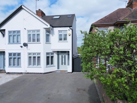 View Full Details for Prince Of Wales Road, Chapelfields, Coventry - EXTENSIVELY RENOVATED THROUGHOUT