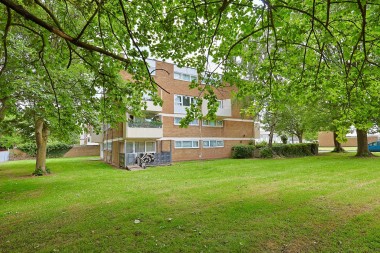 William Mccool Close, Binley, Coventry - LONG LEASE