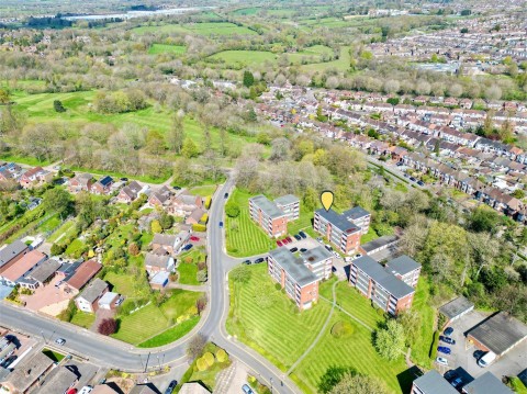 View Full Details for Victoria Court, Allesley Hall Drive, Coventry - Top Floor Apartment with Garage