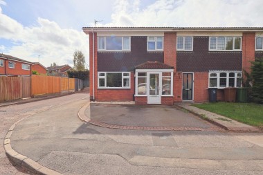 Whitnash Close, Balsall Common, CV7
