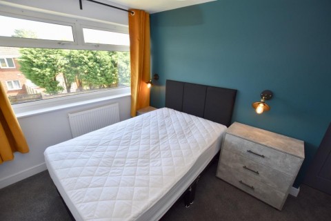 View Full Details for Room 5 - 19  Tarrant Walk Walsgrave, Coventry - ONE BEDROOM BILLS INC HOUSESHARE
