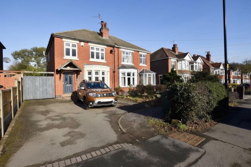 Broad Lane, Coventry -EXTENDED TRADITIONAL SEMI - LARGE GARDEN WITH GARDEN ROOM