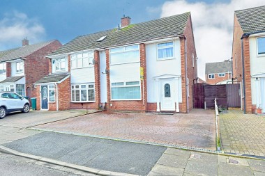 Bletchley Drive, Allesley Park, Coventry - NO ONWARD CHAIN