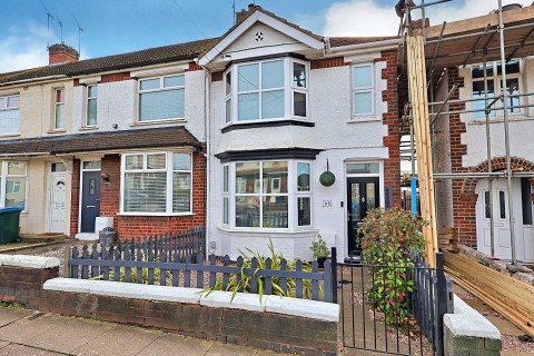 View Full Details for Torrington Avenue, Tile Hill, Coventry - Show Home Condition Throughout