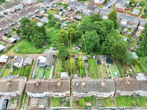 View Full Details for Wyken Croft, Wyken, Coventry - DOUBLE GARDEN AND NO CHAIN