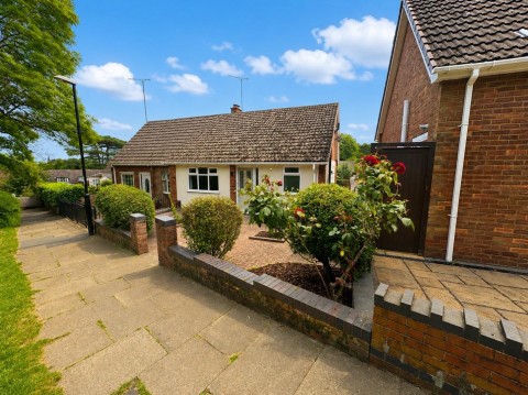 View Full Details for Beche Way, Allesley Park, Coventry - NO CHAIN