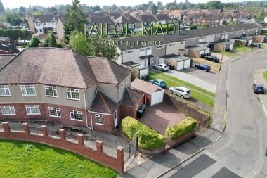 Lyndale Road, Coventry - Large Ground Floor 3 Bedroom Flat