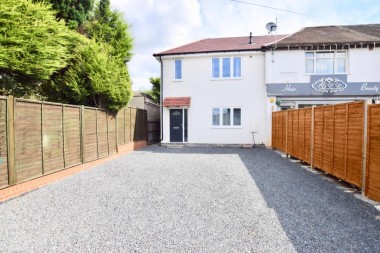 Room 2 - 1 Riverside Studios Riverside Close Whitley, Coventry, CV3 4AT - BILLS INCLUDED ENSUITE HOUSE SHARE